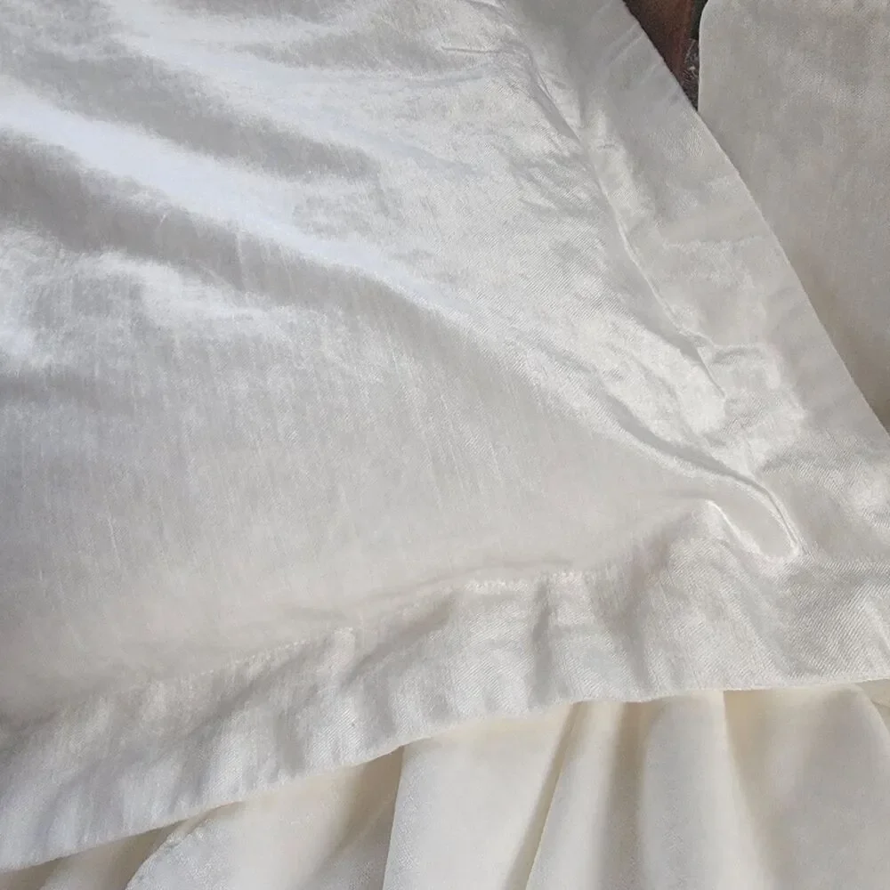 Pottery Barn Kids Shimmer Velvet Twin Duvet Cover & Standard Sham Ivory EUC